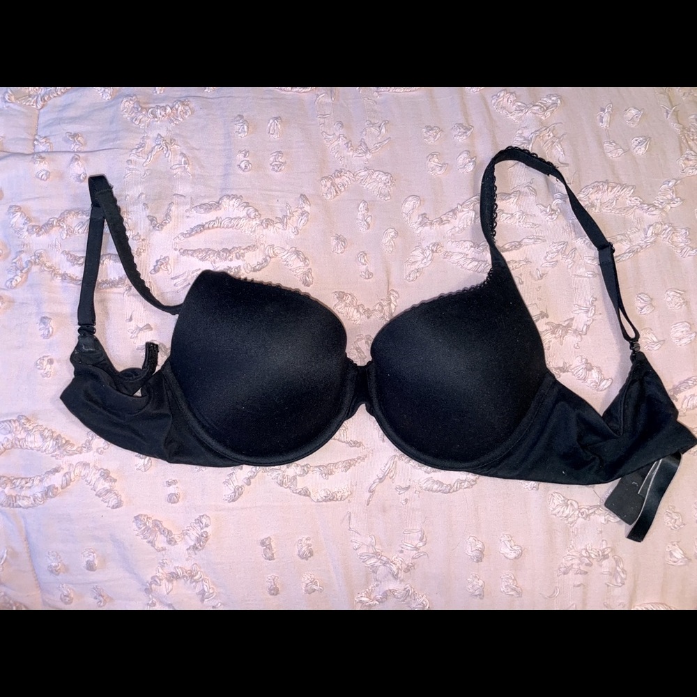 Victoria’s Secret Black Push-up Bra